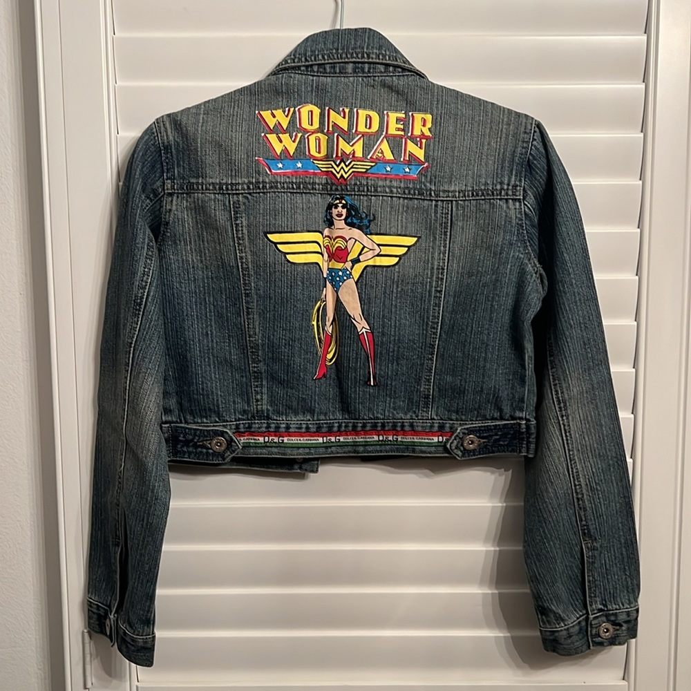 Rare vintage D & G denim jacket, Wonder Woman art on back, size M